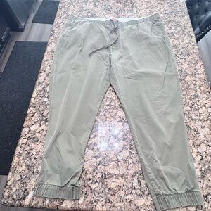 Levi's Men's Khaki Jogger Pants